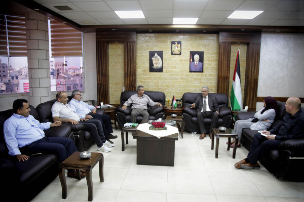 أبو بكر يستقبل وفداً من جمعية السباط للحفاظ على الثقافة والتراث الفلسطيني