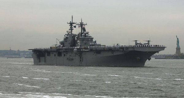 صور للمخابرات الأمريكية تكشف صواريخ "كروز" على سفن إيرانية