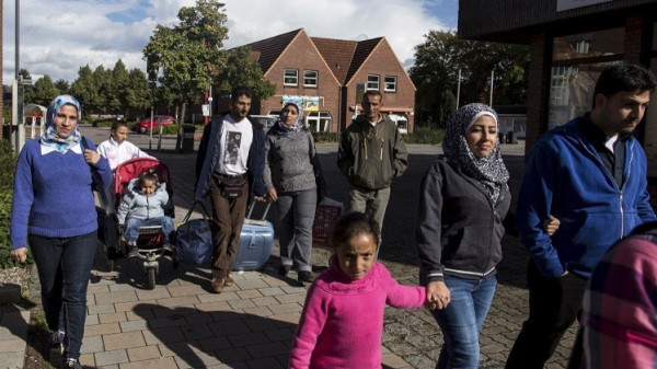 ألمانيا تنفق مبلغا قياسياً على اللاجئين