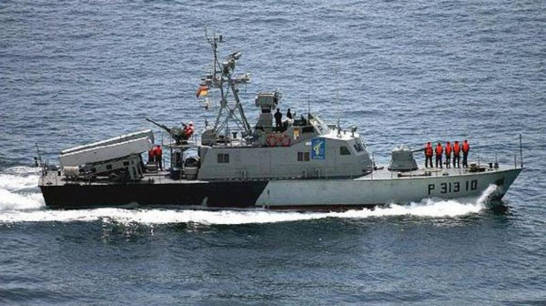 الجيش الإيراني يُرسل قطعاً من الأسطول (62) الحربي إلى المياه الدولية