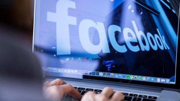 دون إنذار مسبق.. فيسبوك تُغلق صفحات صحفيين ونشطاء بغزة