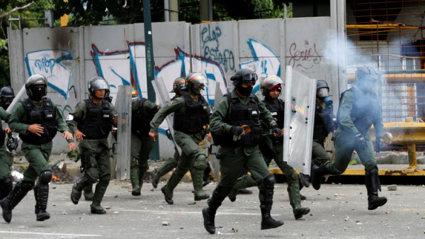 اشتباك مع الشرطة بفنزويلا تودي بحياة 23 سجينًا