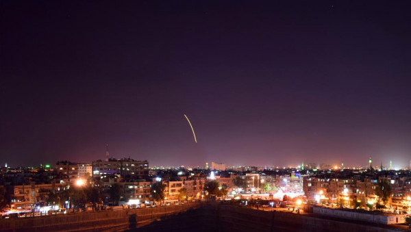 سوريا تتعرض لقصف إسرائيلي والدفاعات الجوية تتصدى