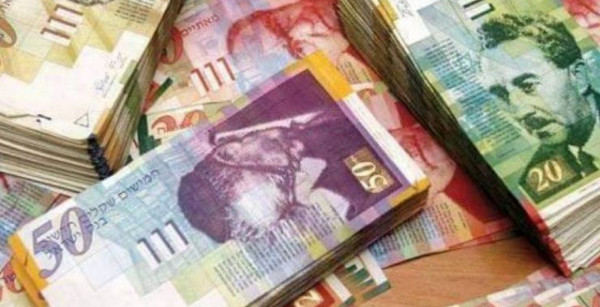 هل الحصول على "العيدية" بدعة منكرة؟