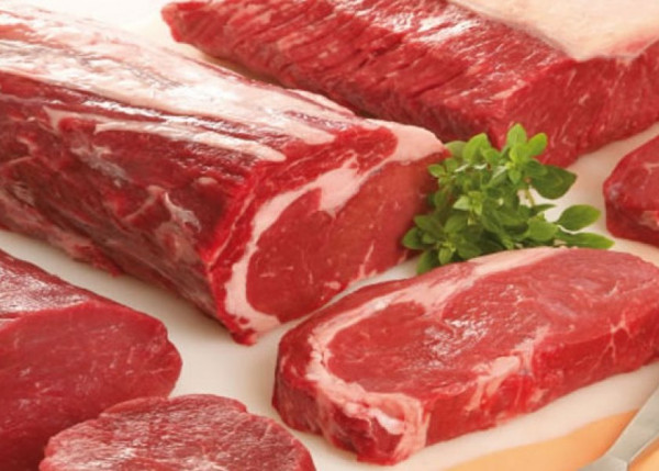 باحثون: اللحوم البيضاء والحمراء ترفع مستوى الكوليسترول في الدم