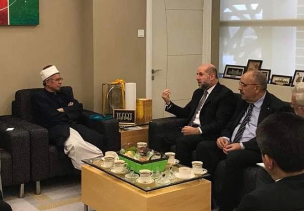 مفتي ماليزيا يُجدد دعوة المسلمين لزيارة القدس والصلاة في المسجد الأقصى