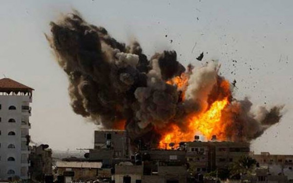 (كان): توقعات بأن يَرُدَّ الجيش الإسرائيلي على إطلاق البالونات الحارقة من القطاع