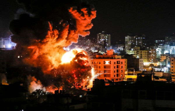 الاحتلال يقصف هدفين في قطاع غزة