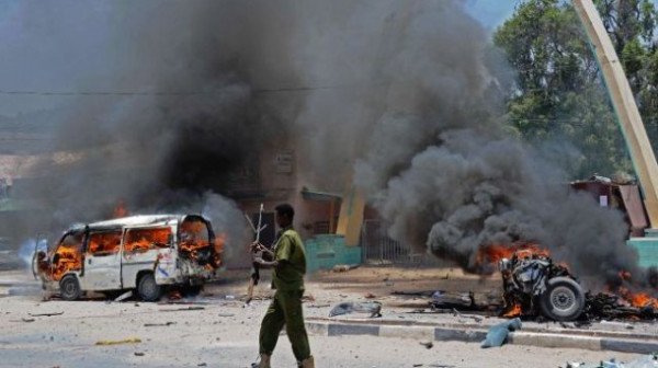 انفجاران قويان في العاصمة الصومالية مقديشو