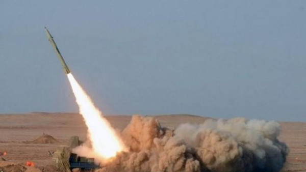 الحوثيون يستهدفون محطة كهرباء سعودية بصاروخ كروز
