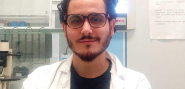 الطبيب "محمد" يتفوق في إيطاليا ويكشف عن عُشبة لبنانية تعالج أمراض السرطان