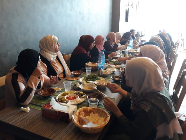 أمهات الرعاية في ضيافة جمعية "أنت كريم" على الفطور الصباحي