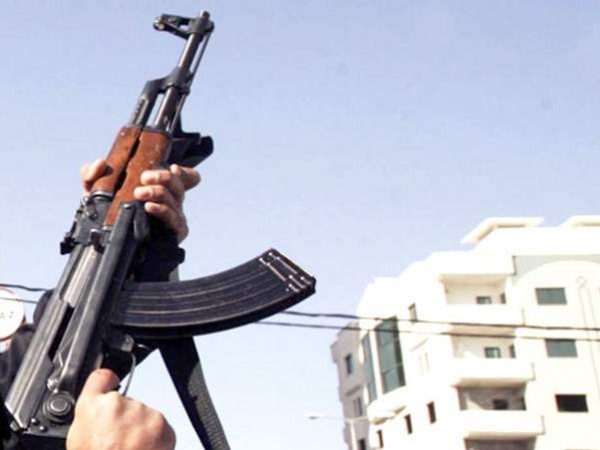 10 ملايين قطعة سلاح بيد الأردنيين ووزير الداخلية يتعهد بضبطها