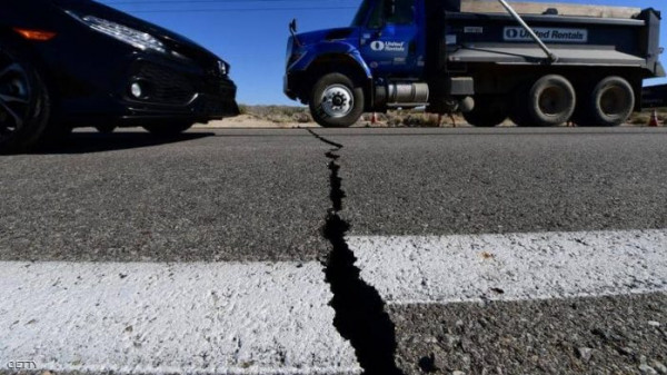 شاهد: لقطات رعب أثناء اللحظات الأولى لزلزال كاليفورنيا