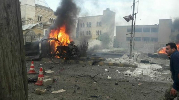 مقتل 11 شخصاً وإصابة آخرين في انفجار عند مدخل عفرين السورية