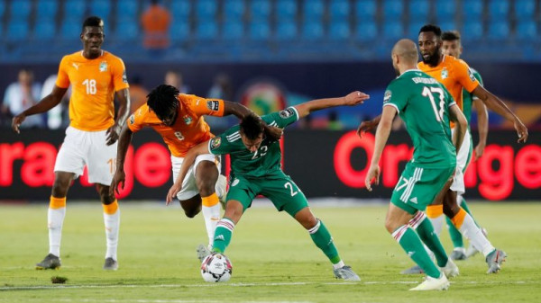 الجزائر أول فريق عربي يصعد لنصف نهائي كأس الأمم الأفريقية