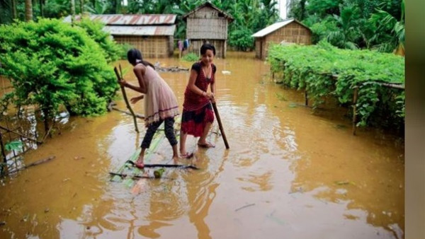 مقتل عشرة على الأقل وتشريد نحو مليون إثر أمطار غزيرة وسيول بالهند