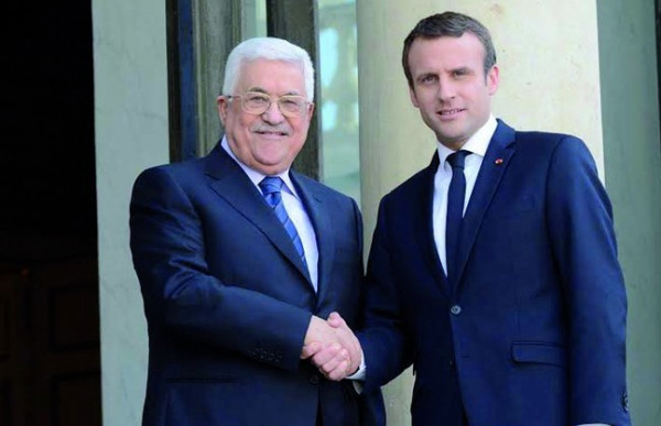 الرئيس عباس: نأمل أن يحل السلام العادل على أساس حل الدولتين