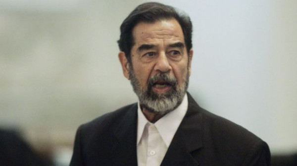 مذكرة قبض ضد عراقية بتهمة "تمجيد صدام حسين"