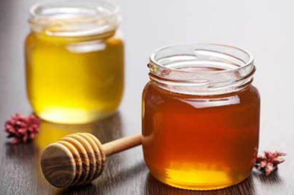 6 أسباب تجعلك تتناول خليط العسل والقرفة يوميا