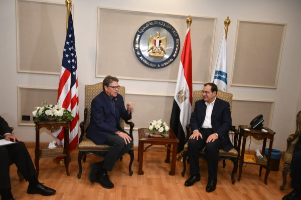 وزير البترول والثروة المعدنية يستقبل وزير الطاقة الأمريكي