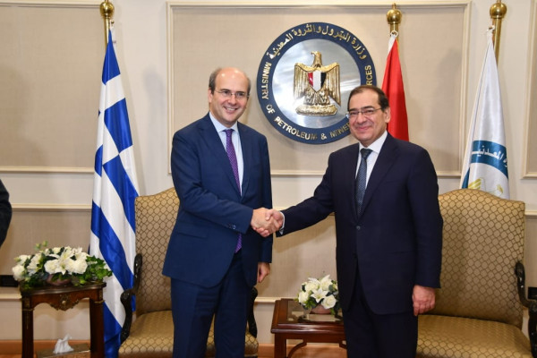 دعم التعاون بين مصر واليونان فى مجال البترول والغاز