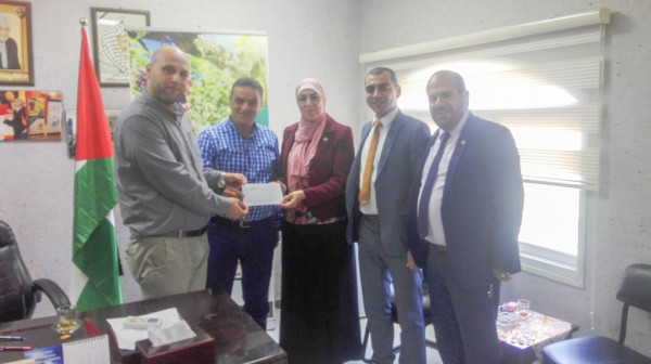 "الإسلامي الفلسطيني" يدعم مركزاً طبياً في قباطية