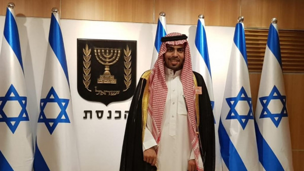 معتبراً الفلافل والحمص أكلات إسرائيلية.. مُدون سعودي يطالب الإسرائيليين بزيارة المملكة