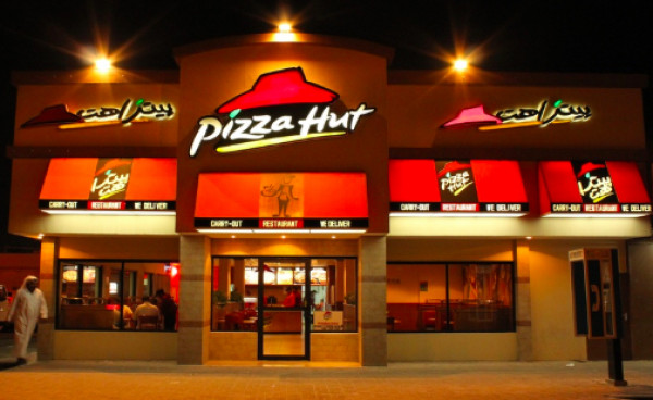 سترلينج بقطر تعلن عن اختيار جيت سويفت لحلول التسليم لمطاعم "بيتزا هت"