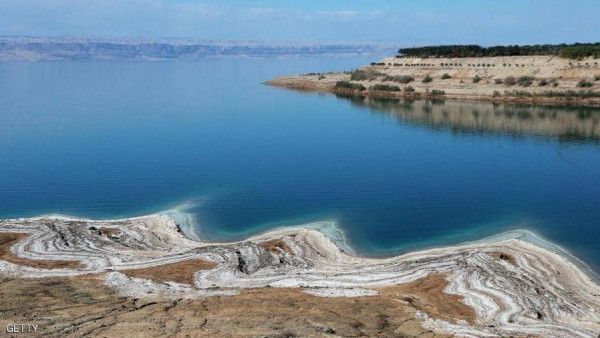 قد يتلاشى قريباً.. البحر الميت يبلغ أدنى مستوى في التاريخ بسبب إسرائيل