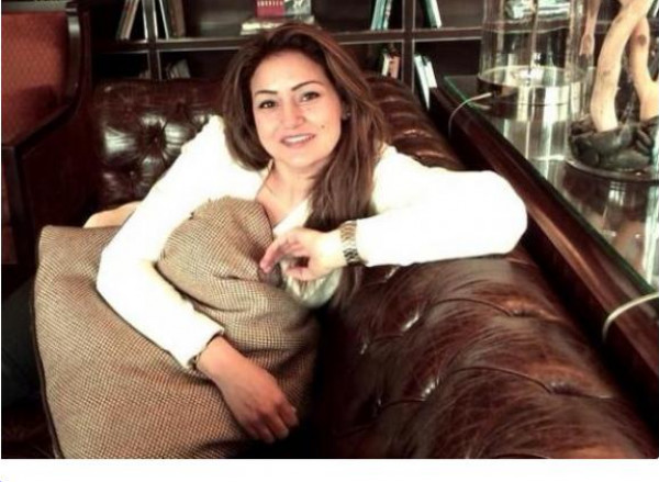 ضبط فنانة شهيرة مع مخرج داخل شقته في وضع مُخل