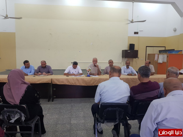 صور: مديرية شمال غزة تجتمع بمدراء المدارس لمناقشة قضايا تربوية