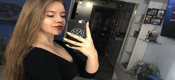 فتاة تفقد نصف وجهها بسبب صورة سيلفي