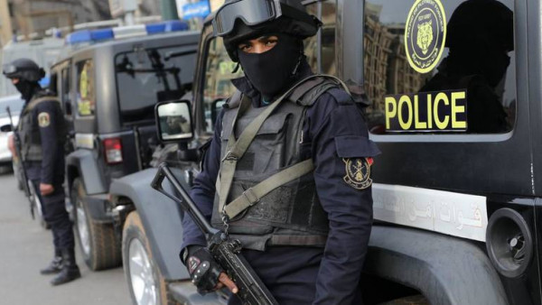 مقتل ستة مسلحين في تبادل إطلاق نار مع الشرطة المصرية