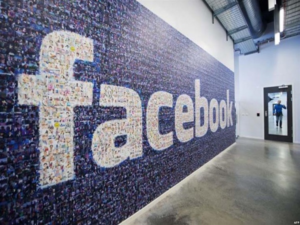 فيسبوك يطلق خدمة "المواعدة" في الولايات المتحدة