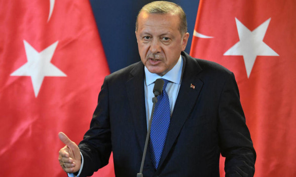 أردوغان يؤكد نيته فتح الأبواب أمام اللاجئين لأوروبا