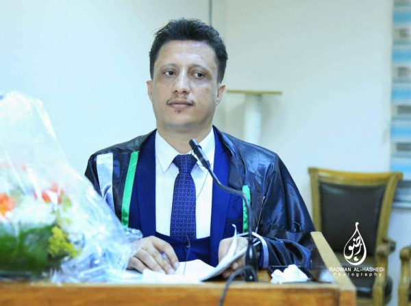 باحث وكاتب وشاعر يمني يحصل على درجة الدكتوراه من جامعة عين شمس