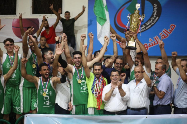 برعاية "أمواج"..خدمات رفح يتوج بطلاً لكأس السلة لأول مرة في تاريخه
