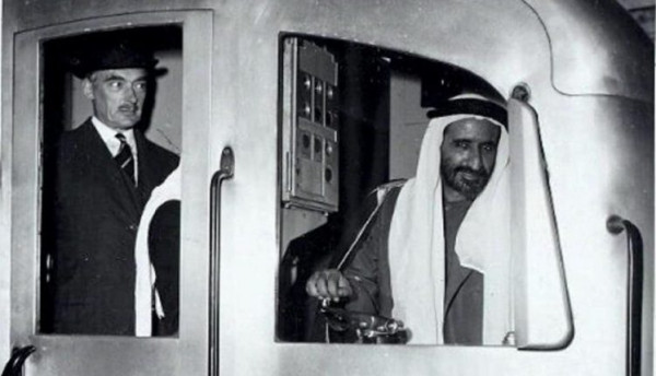 صورة عمرها 60 عاماً.. ما حلم حاكم دبي الذي تحول لحقيقة؟