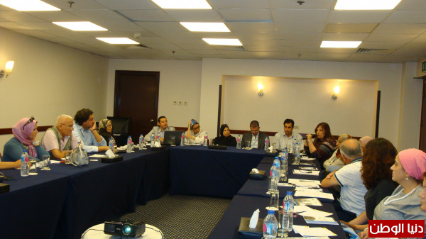 القاهرة للتنمية والقانون تعقد ثانى جلسات حوار من أجل "تطوير السلوك المهني"