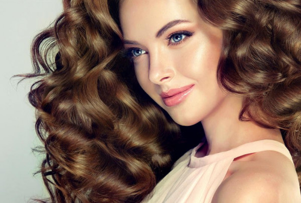 ماسكات ترطيب شعر العروس بعد فصل الصيف