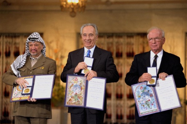 26 عامًا على اتفاق أوسلو.. على ماذا اتفقت منظمة التحرير مع إسرائيل آنذاك؟