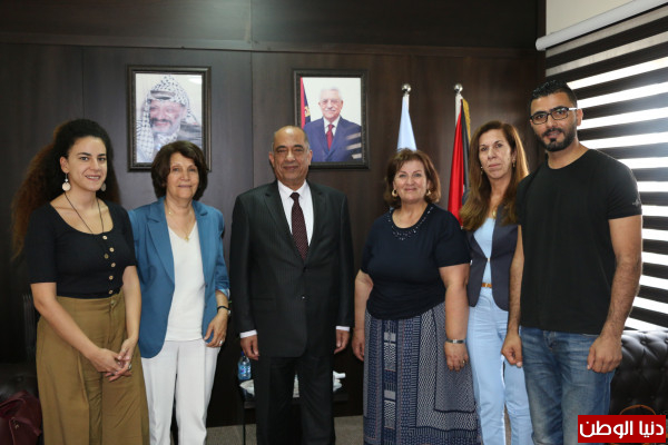 وزير العدل يلتقي وفداً من المبادرة النسوية "الأورومتوسطية" في فلسطين