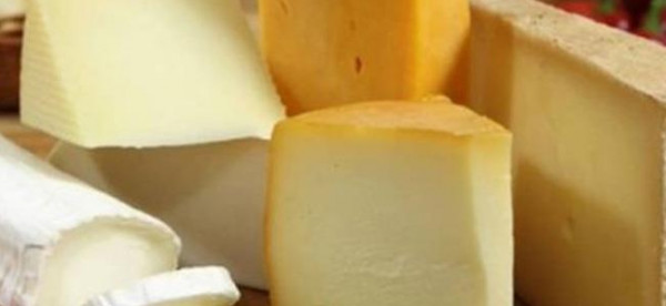 هذه هي المدة الصحيحة لحفظ أنواع الجبنة في الثلاجة... احذروا تخطّيها