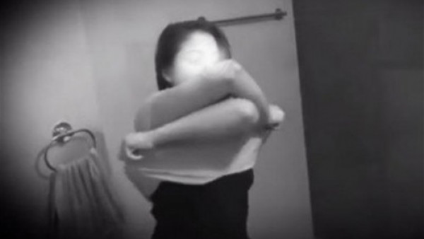 بعد عام من التحقيقات..جامعة المنصورة تعاقب مدرس الإعلام المتحرش بطالبه بمصعد(كلية الآداب)