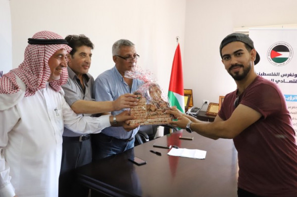 الكونغرس الفلسطيني يكرّم نخبة من الفنانين والشباب الريادي المبدع في غزة