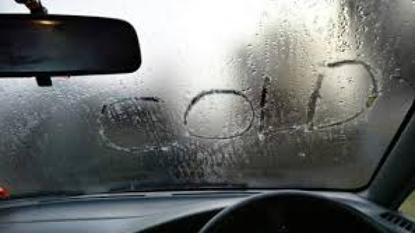 19 نصيحة.. إرشادات للسائقين لحماية السيارات في فصل الشتاء