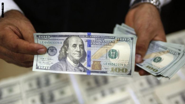 الدولار يُراوح مكانه واستقرار على سعر الصرف