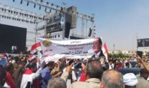 مصدر حكومى: ننتظر الوقت المناسب لاستئناف "الطروحات"
