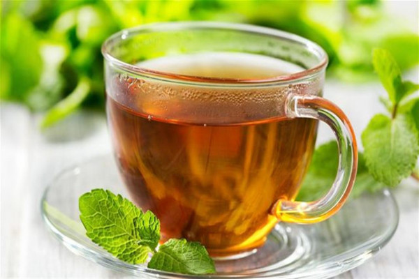 دراسات: تناول 3 أكواب شاي يوميـا يقي من الإصابـة بالاكتئاب